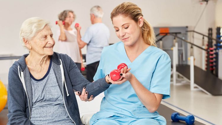 Hanteltraining Geriatrische Reha