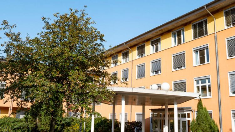 Klinikeingang Krankenhaus Plau am See MEDICLIN Krankenhaus Plau am See