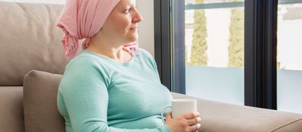 Brustkrebs (Mammakarzinom): Symptome, Risikofaktoren und Behandlung