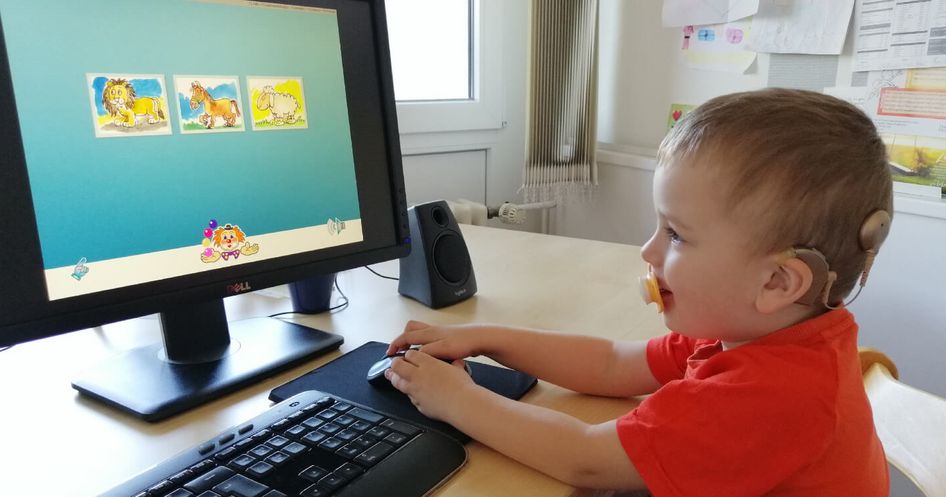 Cochlea Implantat bei Kindern