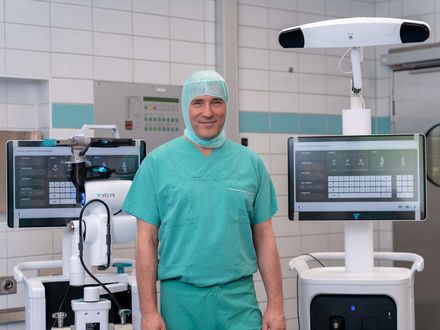 MEDICLIN Waldkrankenhaus Bad Düben: Roboter unterstützt beim Einsatz künstlicher Kniegelenke
