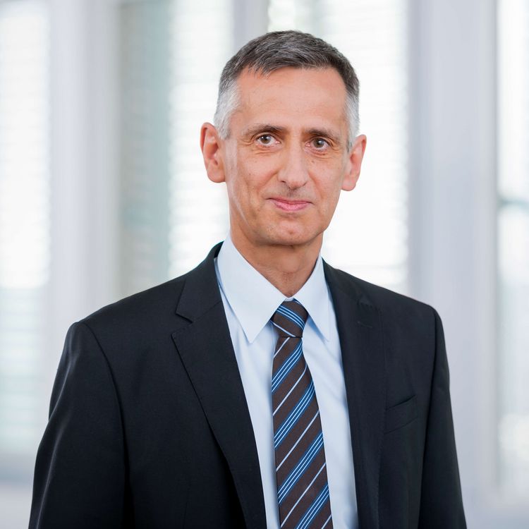 Dr. Ralf Bürgy