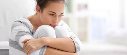 Depressionen – Symptome, Risikofaktoren & Behandlung