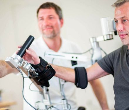 Schlaganfall und Rehabilitation: PD Dr. Saskia Meves im Experteninterview