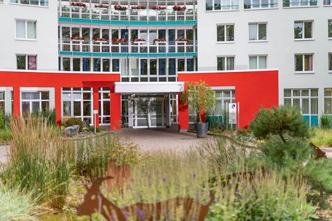 Eingang MEDICLIN Seepark Klinik 