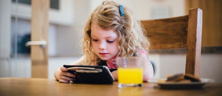 Mediensucht bei Kindern – Symptome, Folgen und Behandlung