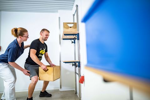 Hebeübung bei Ergotherapie Hebeübung bei Ergotherapie