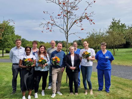 Erfolgreicher Abschluss der Pflegeausbildung 2024 an der MEDICLIN Hedon Klinik