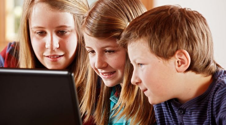 Kinder am PC