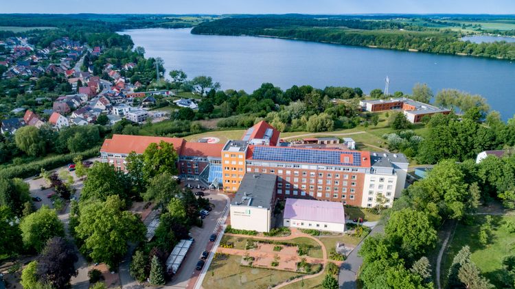 MEDICLIN Müritz-Klinikum spendet an Nothilfe Ukraine der Aktion Deutschland Hilft