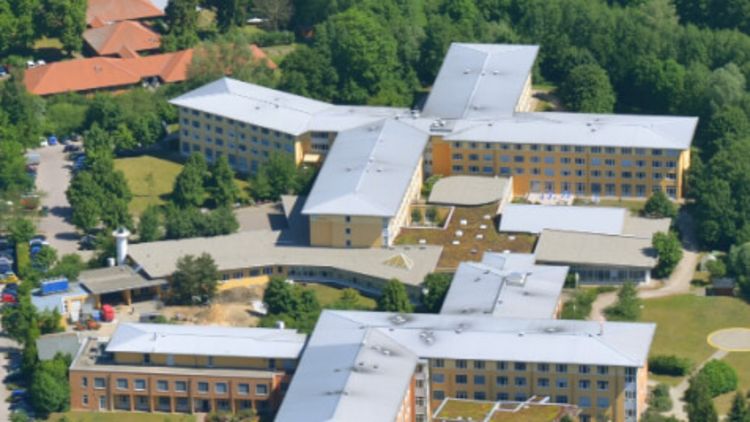 Klinikum von oben MEDICLIN Reha-Zentrum Plau am See