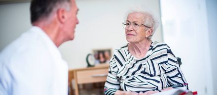 Geriatrische Reha: Voraussetzungen, Ablauf & Behandlung Geriatrische Reha: Voraussetzungen, Ablauf & Behandlung