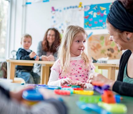 Reha mit Kind: Voraussetzungen & Beantragung