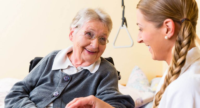 Wie kann ich als pflegender Angehöriger entlastet werden?