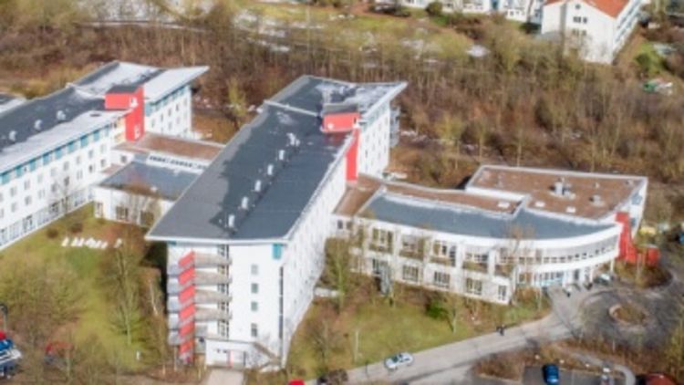 Deister Weser Klinik Gebäude MEDICLIN Deister Weser Kliniken