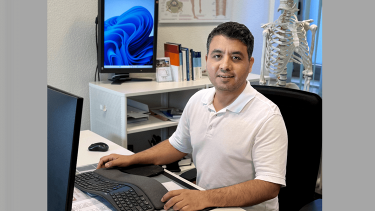 Neuer Chefarzt: Zafar Nuraliev leitet die Orthopädie der MEDICLIN Reha-Klinik am Sendesaal