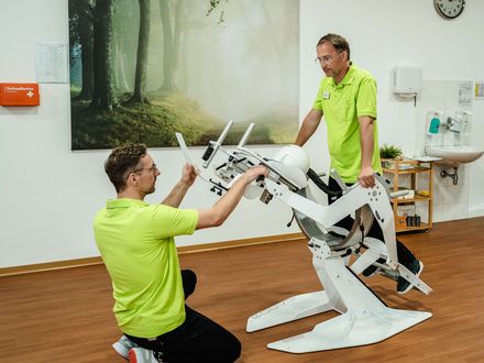 Moderne Therapie, die bewegt und motiviert